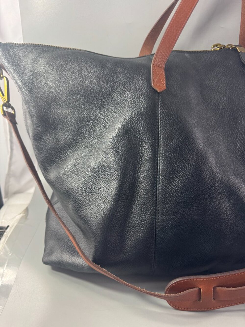 Madewell The Transport Weekenderin in True Black - Picture 3 of 15